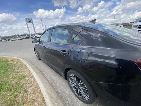 Used 2023 Kia Forte GT-Line w/ GT-Line Technology Package image 6