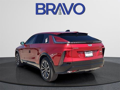New 2025 Cadillac Lyriq Sport image 4