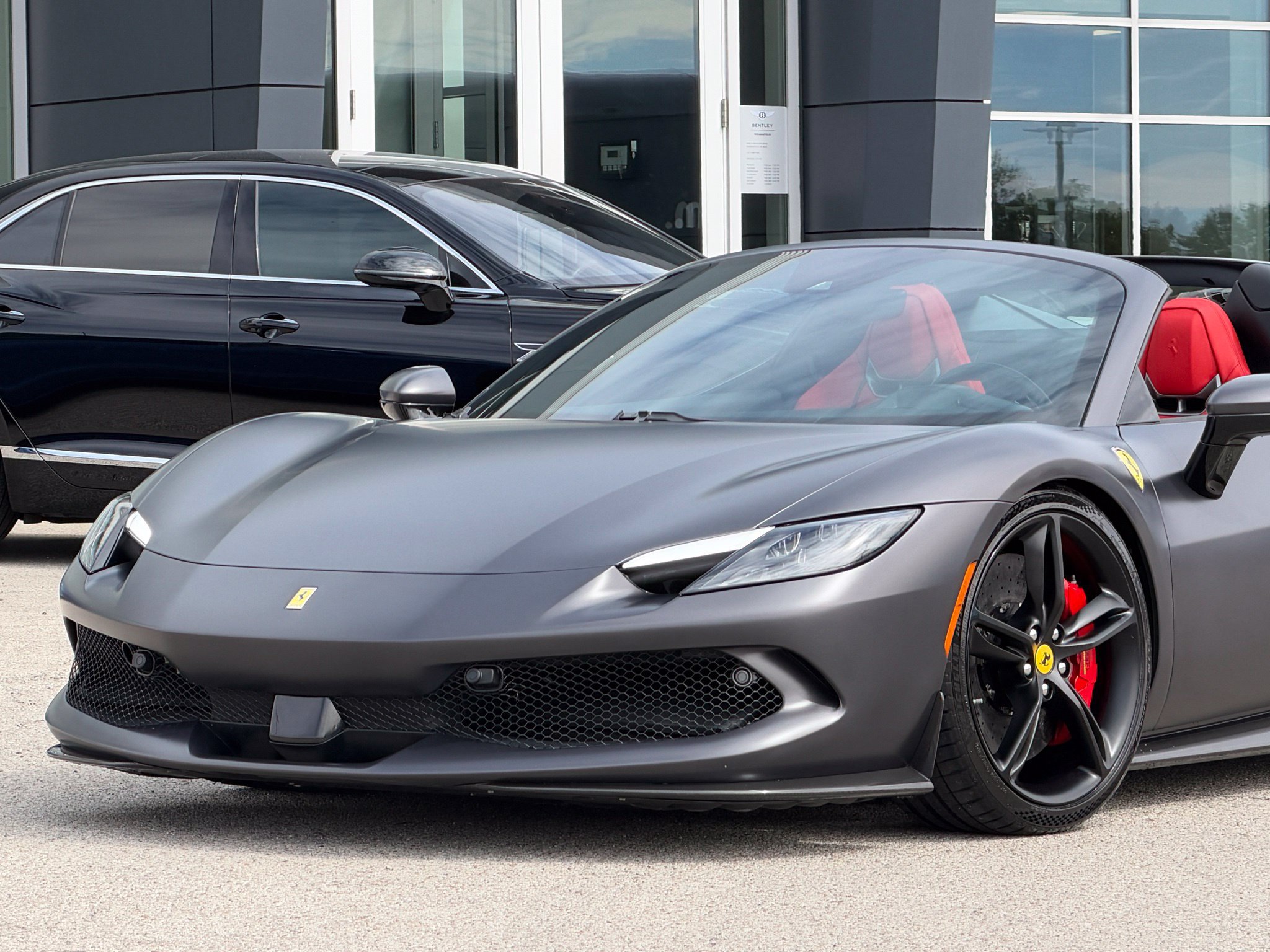 Used 2023 Ferrari 296 GTS RWD image 17