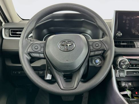 Used 2025 Toyota RAV4 XLE w/ Convenience Package FWD image 18