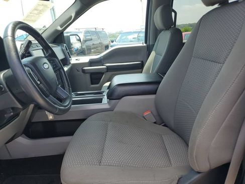 Used 2019 Ford F150 XLT w/ Equipment Group 302A Luxury AWD/4WD image 26