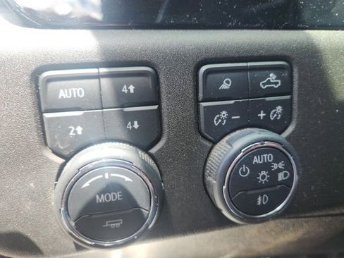 Used 2023 Chevrolet Silverado 1500 LTZ AWD/4WD image 11