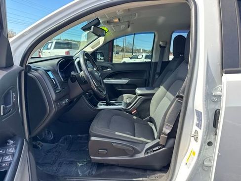 Used 2020 Chevrolet Colorado LT w/ Colorado RST Special Edition image 20