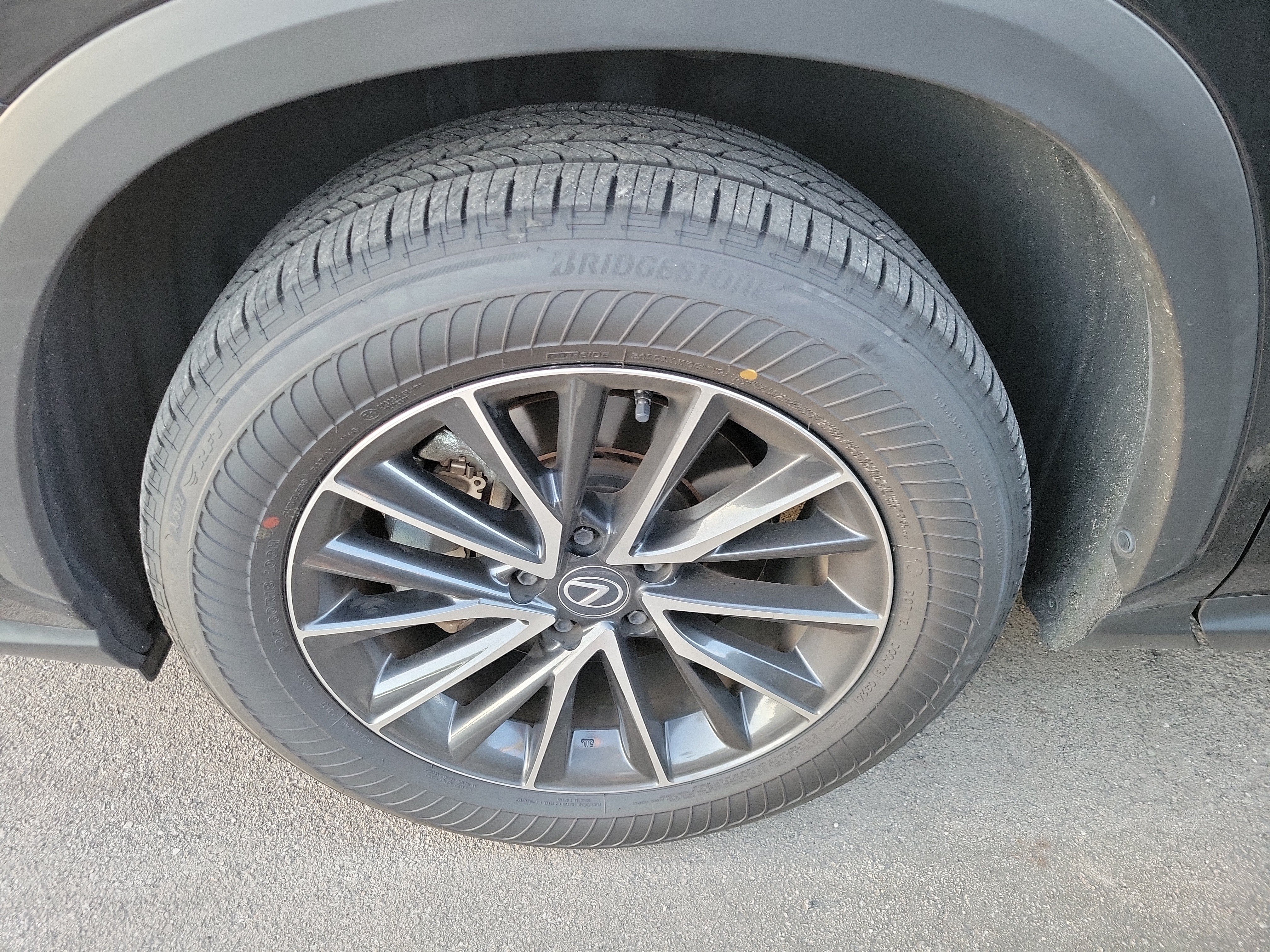Used 2025 Lexus NX 250 FWD w/ Cold Area Package image 6