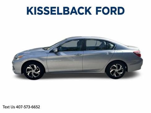 Used 2017 Honda Accord LX image 6