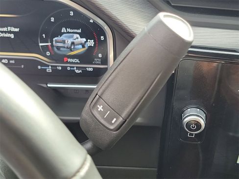 Certified 2025 GMC Sierra 3500 Denali Ultimate image 16