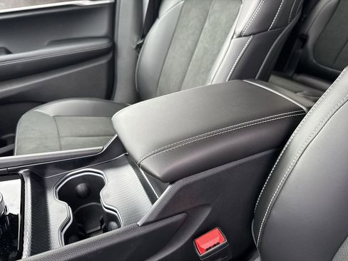 New 2026 Jeep Grand Cherokee L 4WD image 27