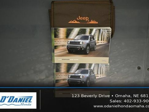 Used 2018 Jeep Renegade Limited AWD/4WD image 41