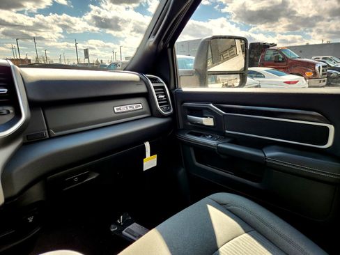 New 2024 RAM 4500 SLT w/ Quick Order Package 2YG SLT image 26