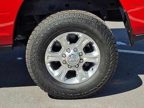 Used 2024 RAM 2500 Big Horn w/ Bed Utility Group image 27