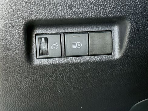 Used 2025 Toyota RAV4 LE image 16