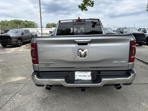 Used 2022 RAM 1500 Laramie AWD/4WD image 6