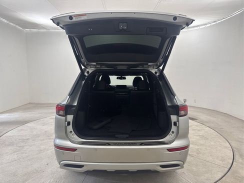 Used 2023 Mitsubishi Outlander SEL FWD image 25