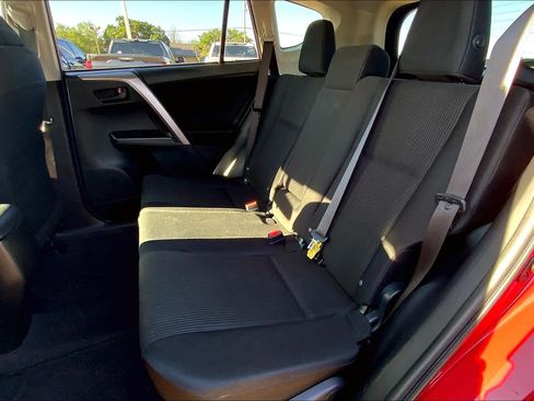 Used 2016 Toyota RAV4 LE AWD/4WD image 21