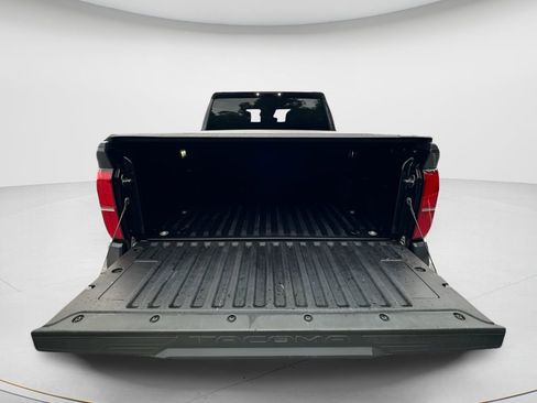 Used 2025 Toyota Tacoma SR5 RWD image 22