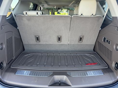 Certified 2021 GMC Yukon Denali image 19