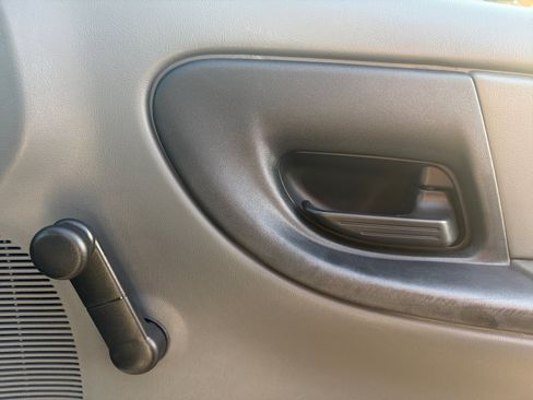 Used 2006 Ford Ranger XL RWD image 29