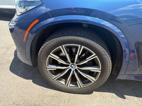 Used 2023 BMW X5 xDrive40i w/ M Sport Package AWD/4WD image 15