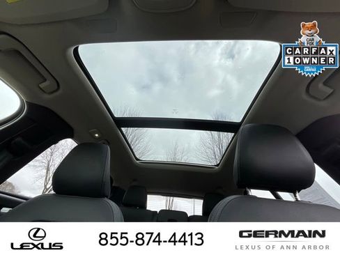 Used 2025 Volvo XC40 B5 Core AWD/4WD image 22