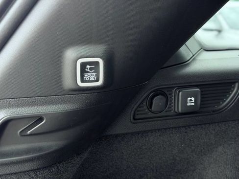 Used 2025 Jeep Grand Cherokee Summit AWD/4WD image 13
