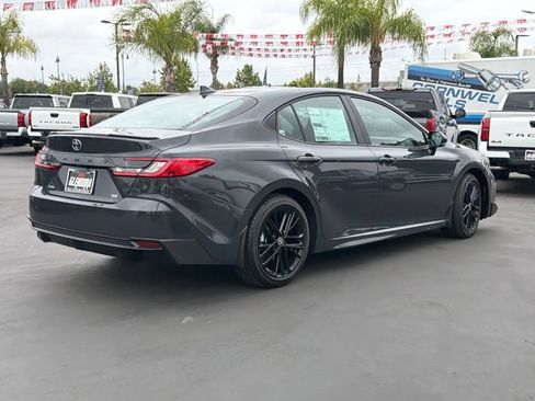 New 2026 Toyota Camry SE FWD image 11