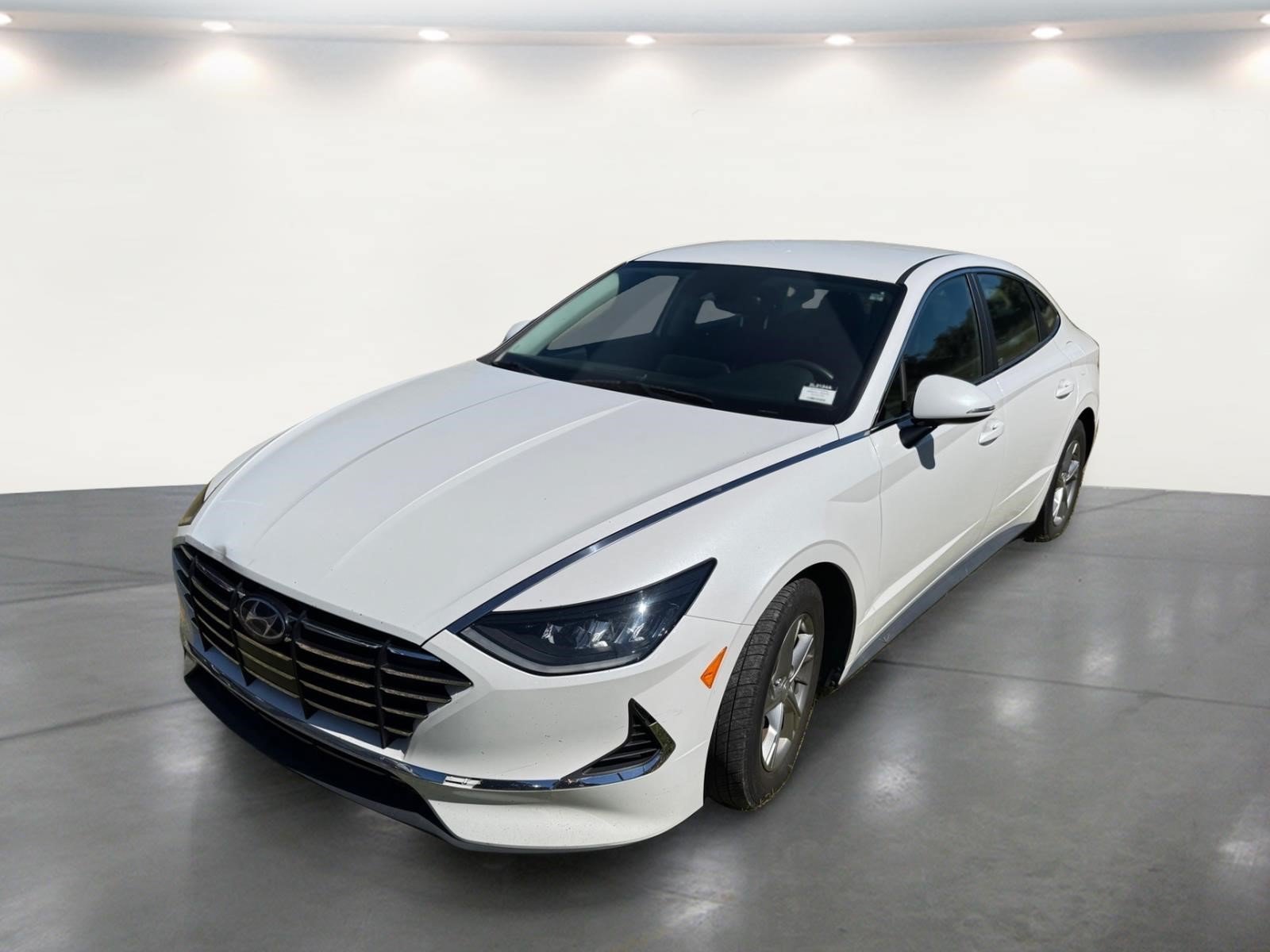 Used 2022 Hyundai Sonata SE FWD image 2