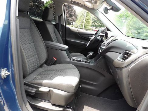 Used 2024 Chevrolet Equinox LT FWD image 39