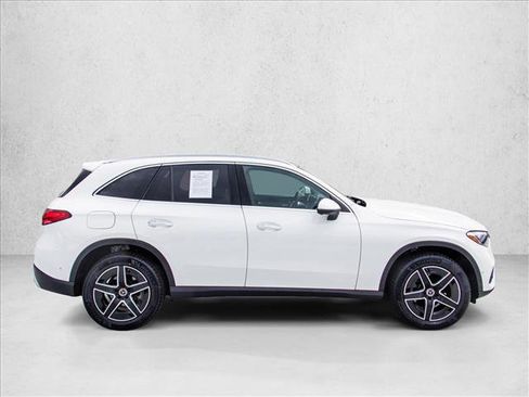 Certified 2026 Mercedes-Benz GLC 300 4MATIC image 4