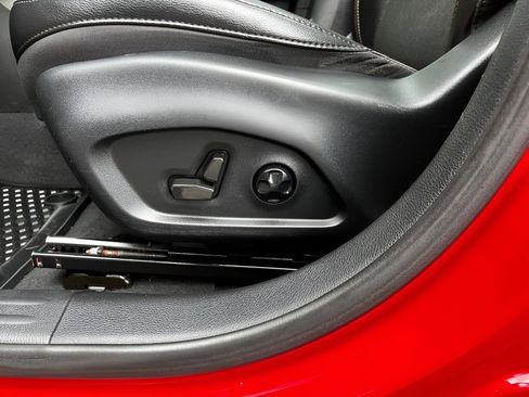 Used 2021 Jeep Compass Latitude w/ Sun and Sound Group image 15