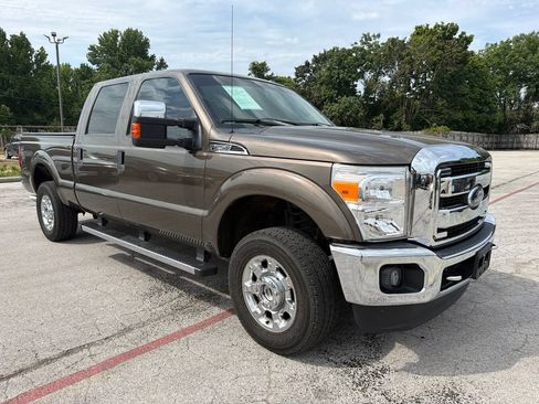 Used 2016 Ford F250 XLT w/ XLT Premium Package AWD/4WD image 1