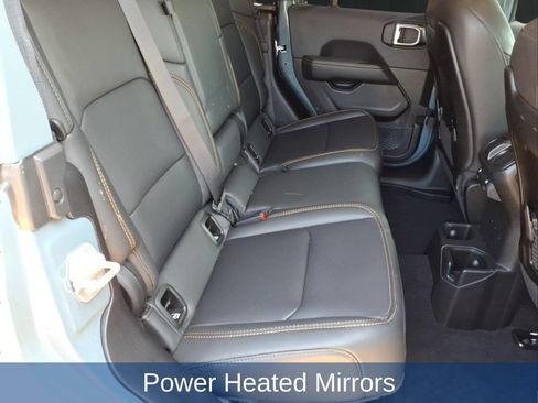Used 2025 Jeep Gladiator Sport AWD/4WD image 20