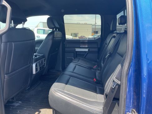 Used 2022 Ford F250 Lariat w/ Black Appearance Package AWD/4WD image 12