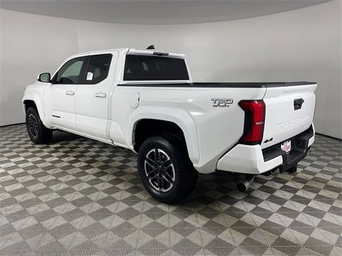 New 2025 Toyota Tacoma TRD Sport image 5