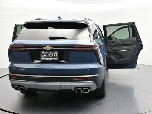 Used 2024 Chevrolet Traverse LT w/ LPO, Floor Liner Package FWD image 39