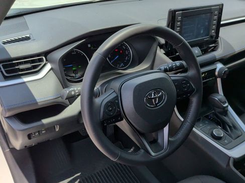 Used 2022 Toyota RAV4 SE AWD/4WD image 14