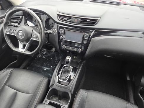 Used 2018 Nissan Rogue Sport SL w/ SL Premium Package image 34