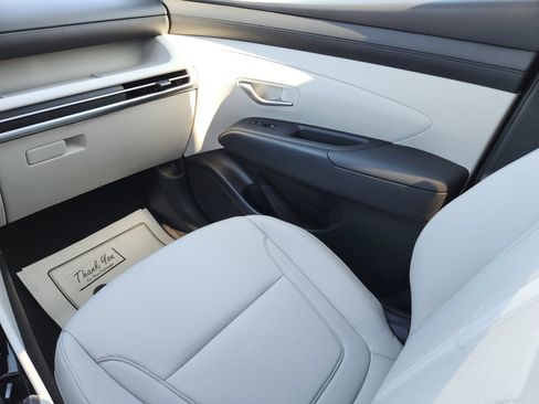 New 2026 Hyundai Tucson SEL FWD image 11