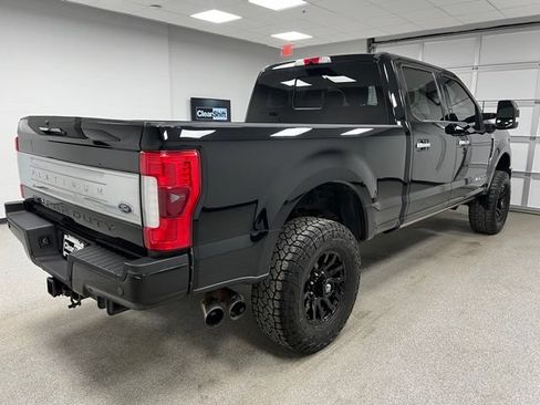 Used 2017 Ford F350 Platinum w/ Platinum Ultimate Package AWD/4WD image 10