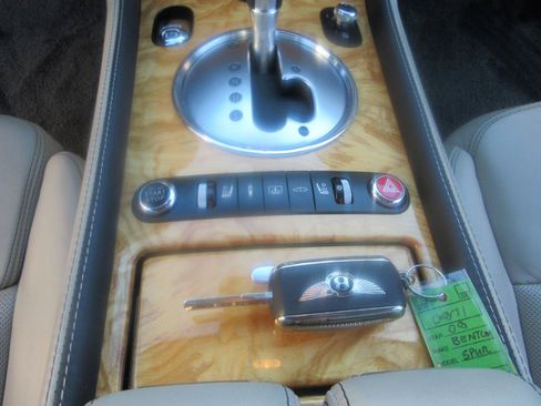 Used 2008 Bentley Flying Spur Flying Spur AWD/4WD image 64