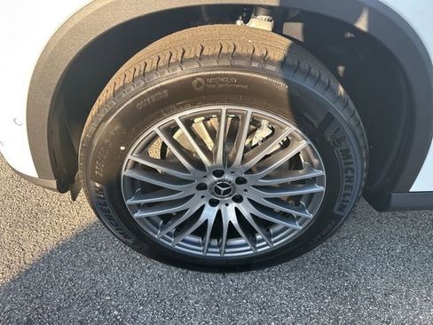 New 2026 Mercedes-Benz GLC 300 4MATIC image 10
