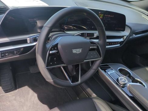 Certified 2024 Cadillac Lyriq Sport RWD image 9