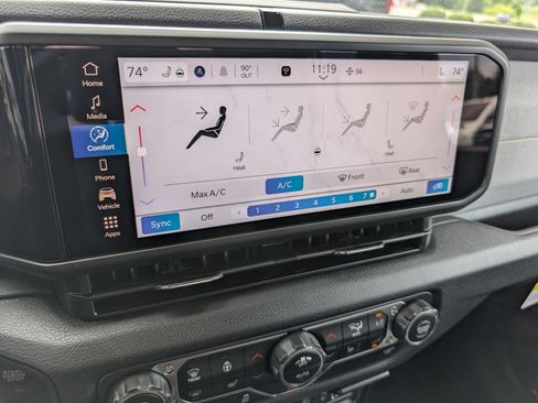 New 2025 Jeep Wrangler Sport S image 13