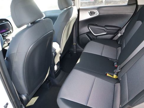 New 2025 Kia Soul S image 11