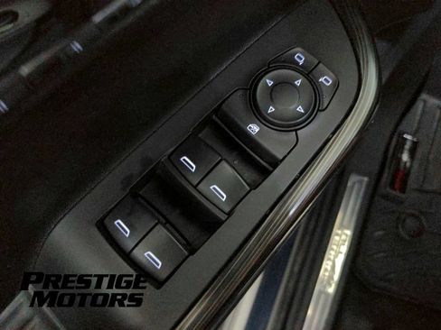 Used 2018 GMC Acadia SLT AWD/4WD image 21