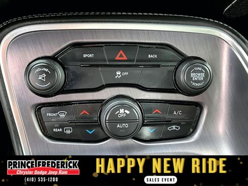 Used 2015 Dodge Challenger R/T w/ Quick Order Package 22B R/T image 24