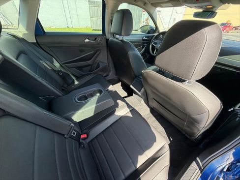 Used 2023 Volkswagen Jetta SE image 15