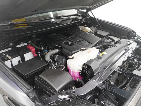 Used 2022 Toyota Tundra Limited image 31