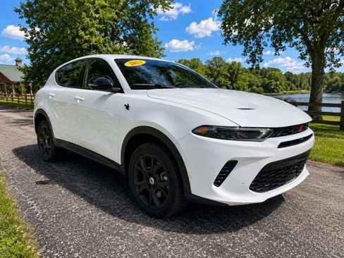 Used 2023 Dodge Hornet GT w/ Tech Pack w/o Parking AWD/4WD image 1