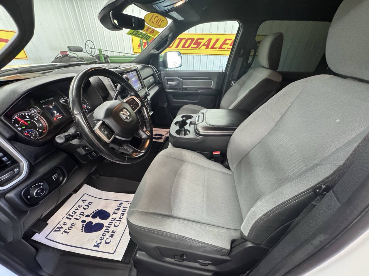 Used 2021 RAM 2500 Big Horn w/ Level 1 Equipment Group AWD/4WD image 23