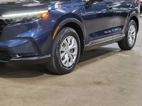 Used 2024 Honda CR-V LX image 17
